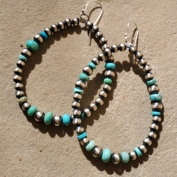 Navajo Pearl Turquoise Dangle Oval Hoop Earrings - Picture 2 of 3